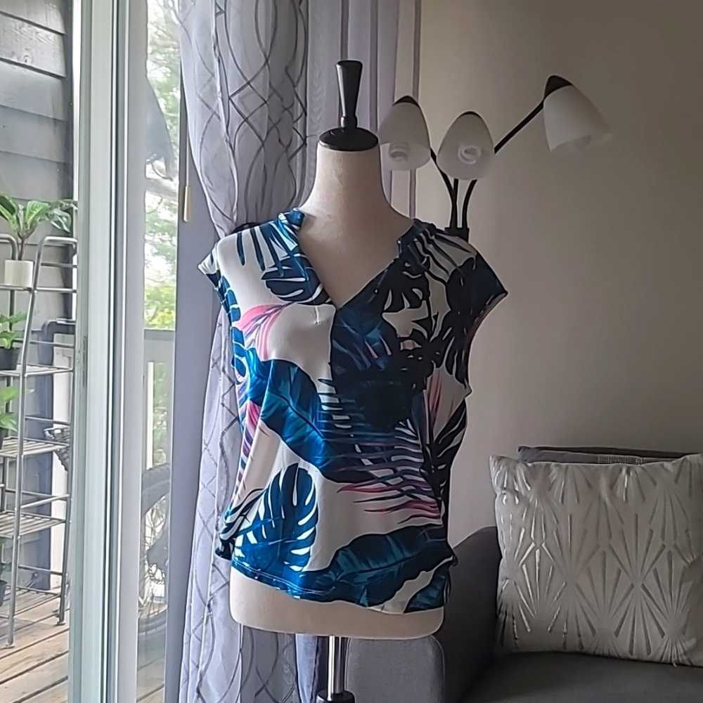 Worthington multicolor blouse size medium polyester